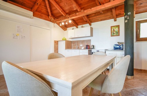 Kampor House | Dundo House by Interhome