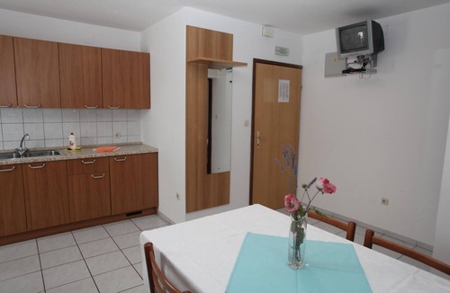 Cres Apartment | "Duomo 2" mit Terrasse by Interhome