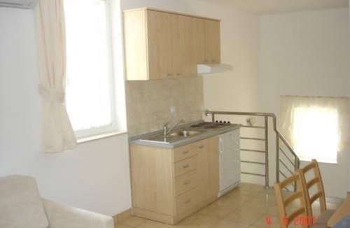 Vinjerac Apartment | Duplex-Apartment mit Blick auf das Meer und den Garten by Interhome