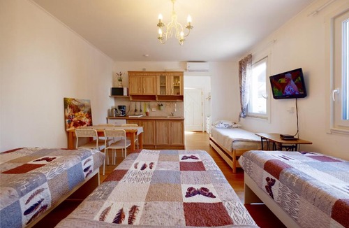 Ljubljana Apartment | ECO-LUX APART close to downtown and with free parking