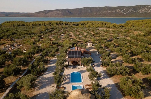 Drage Villa | Eco Villa Solus with two pools