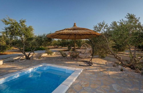 Drage Villa | Eco Villa Solus with two pools