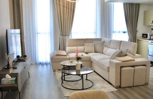 Dubai Production City Apartment | Elegant 1BR Midtown Near City Center Meaisem by Vibel