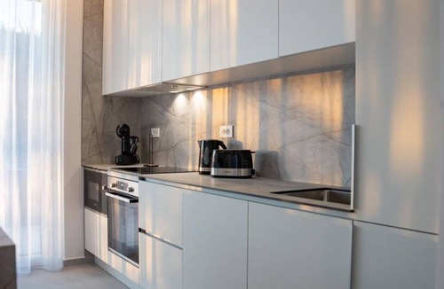 Zrce House | Elegante Villa Cataleya mit privatem Pool und Sauna by Interhome