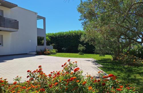 Kastel Stafilic House | Enelani Apartments