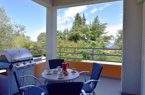 Dajla Apartment | Equipped flat just a short walk from the beach