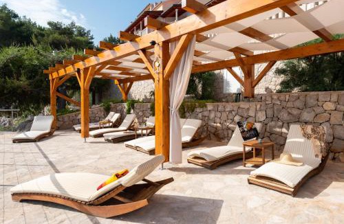Blato Villa | Exceptional Beachfront Holiday Villa on Korčula Island