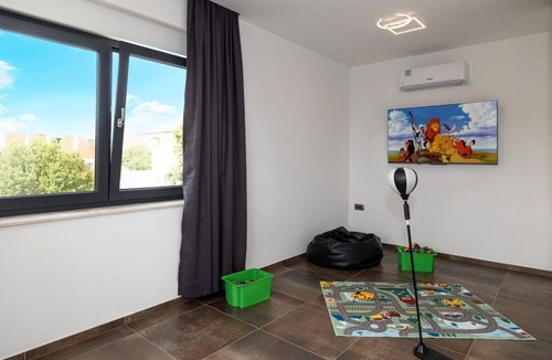 Novi Vinodolski House | Exclusive dream villa with pool, whirlpool, sauna and wine cellar