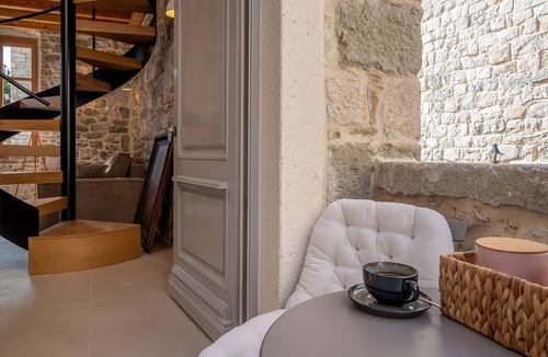 Kastela Apartment | Exclusive Suite Balturio, just few steps from the sea!
