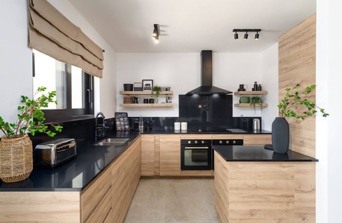 Gulici House | Extravagant villa with sauna, private pool, billiards, BBQ