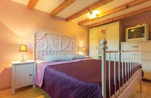 Banjole House | Extremely attractive small vacation home in Banjole near Pula.