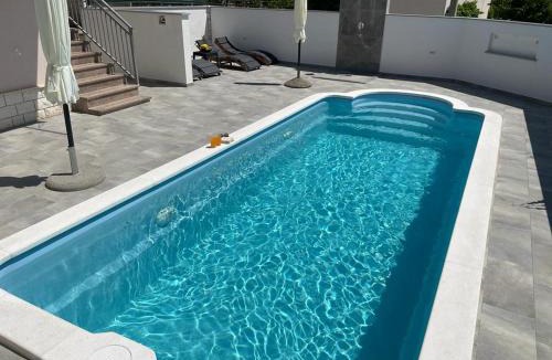Plano Apartment | Family Apartment Edita Plano Trogir with private pool