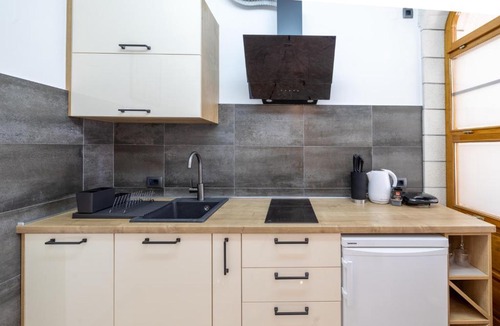 Bidol House | Family apartments - Guesthouse Vranješ