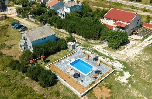 Rtina Apartment | Family-friendly apartments with swimming pool Rtina - Stosici, Zadar - 21450