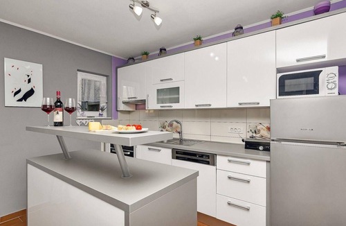 Tucepi House | Family Friendly Holiday House in Tučepi with Private Pool and Mountain View