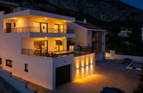 Zelenka House | Family friendly house with a swimming pool Makarska (K-25495)