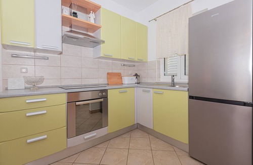 Pirovac House | Family friendly house with a swimming pool Pirovac, Šibenik (K-24485)