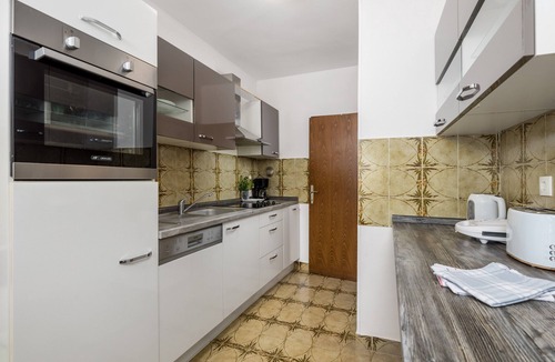 Krk House | Family House Rose with Pool, Pinezići, Croatia