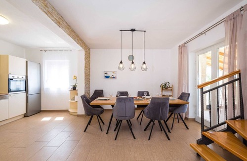 Velim House | Family Retreat with Pool and Terrace