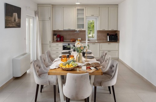 Labinci House | Fantastic villa with sea view, private pool, cot, BBQ area, washing machine