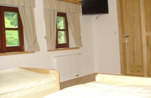 Luce House | Farmstay Hiša Pečovnik
