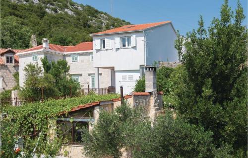 Stankovici House | Five-Bedroom Holiday Home In Orebic