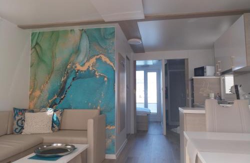 Seca Apartment | Floating Sea House MAREA