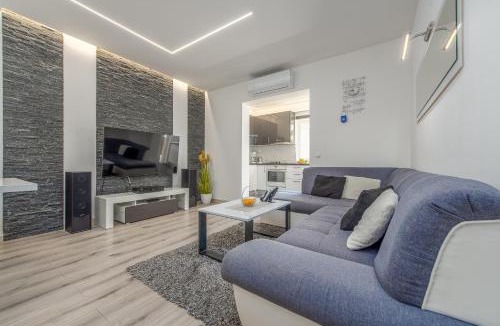 Bibinje Apartment | Floyd
