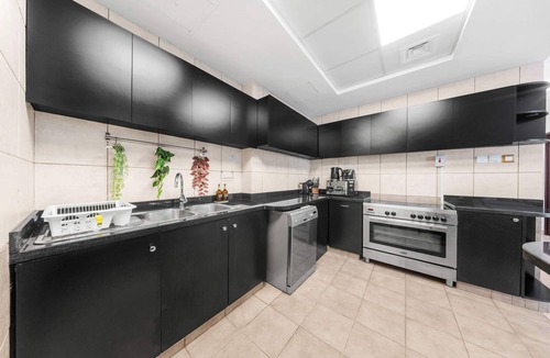 Jabal Ali 2 Apartment | Free housekeeping visits during your stay - StayShort - Majestic 3 Bedroom in Dubai Marina that Sleeps 10!