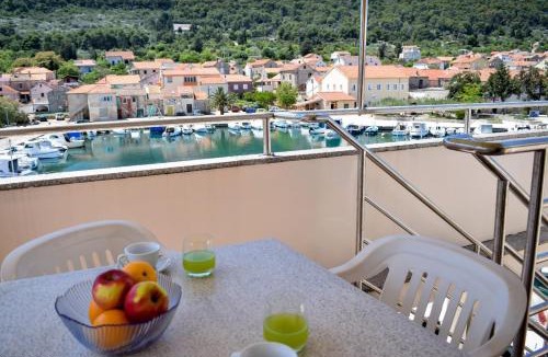 Veli Iz Apartment | Galeb 3