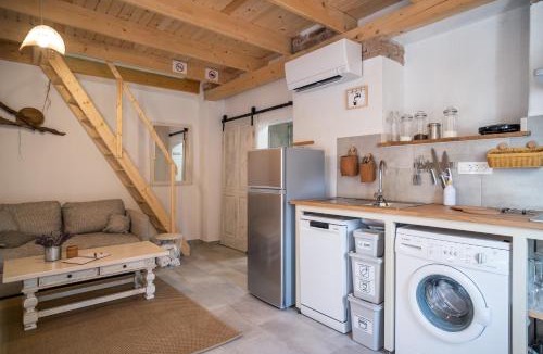Solkan Apartment | Garage Apartments