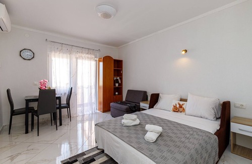 Porec Apartment | GeNoa Rooms /Genoa Studio with Balcony