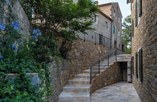 Marusici Apartment | Ginepro, ADQ