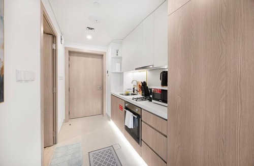 Dubai Sports City Apartment | Golfside Gem | Style Studio Escape