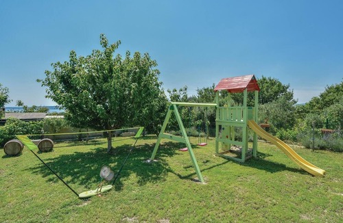 Kastel Luksic Apartment | Gorgeous apartment in Kastel Luksic