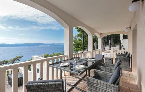Lokva Rogoznica Apartment | Gorgeous Apartment In Lokva Rogoznica
