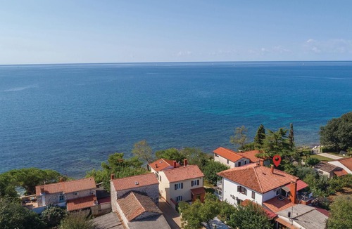 Lovrecica Apartment | Gorgeous apartment in Lovrecica with WiFi