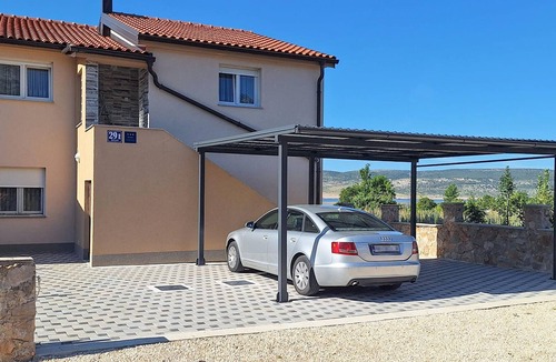Seline Apartment | Gorgeous apartment in Starigrad with WiFi