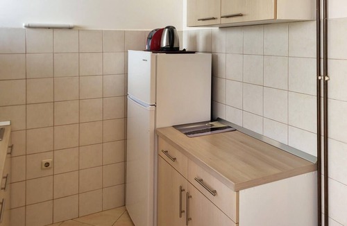 Jadranovo Apartment | Gorgeous apartment in Jadranovo with WiFi