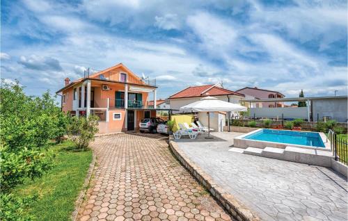 Kastel Apartment | Gorgeous Apartment In Kastel