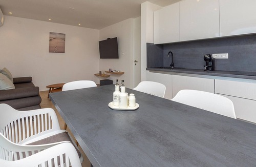 Ravni Apartment | Gorgeous apartment in Labin with WiFi