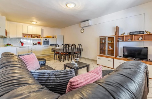 Pomer Apartment | Gorgeous apartment in Medulin