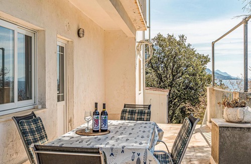 Orebic Apartment | Gorgeous apartment in Potomje with house sea view