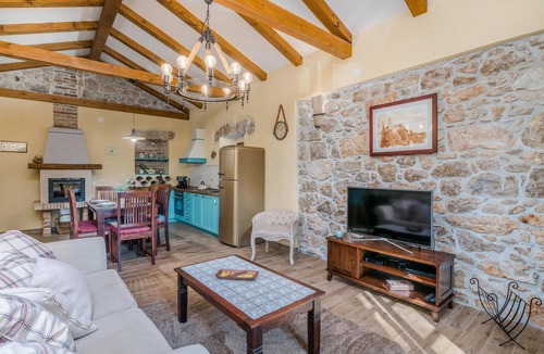 Sveti Vid Dobrinjski House | Gorgeous home in Svet Vid Dobrinjski