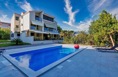 Kastel Stafilic House | Gorgeous home in Kastel Stafilic