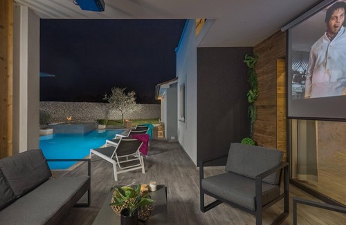 Melnica House | Gorgeous home in Barban with sauna