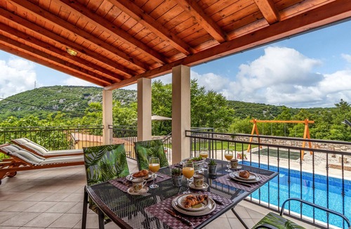 Vinodolska opcina House | Gorgeous home in Barci