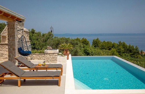 Prigradica House | Gorgeous home in Blato