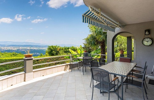 Bregi House | Gorgeous home in Bregi