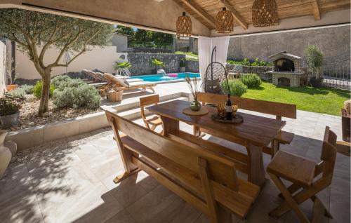 Lupoglav House | Gorgeous Home In Brest Pod Uckom
